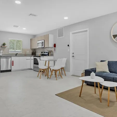 Sistrunk Shades Villas #1 - Brand New Townhomes Downtown Fort Lauderdale